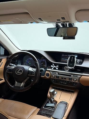 Продажа авто: Lexus ES: 2017 г., 2.5 л, Автомат, Гибрид, Седан — 7