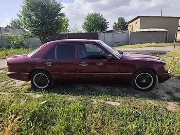 210 mers: Mercedes-Benz W124: 1993 г., 2.2 л, Автомат, Бензин, Седан — 4