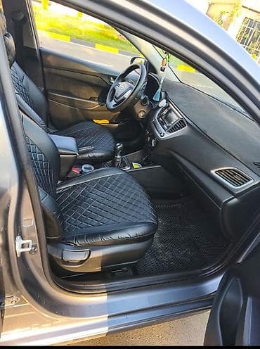 mers 212: Hyundai Solaris: 2018 г., 1.4 л, Механика, Бензин, Седан — 6