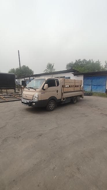 вадитель фура: Легкий грузовик, Hyundai, Стандарт, 1,5 т — 1