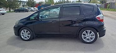 крло на фит: Honda Fit: 2011 г., 1.6 л, Автомат, Бензин, Хэтчбэк — 8