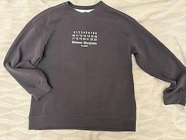 футбольные одежды: Толстовка maison margiela 
Не плотная ткань — 1