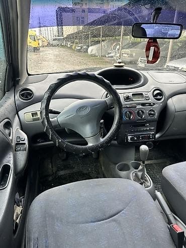 toyota ярист: Toyota Yaris: 2001 г., 1 л, Ручные, Бензин, Хэтчбэк — 2