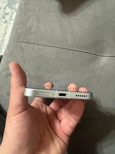 тел номера: Poco F7, Б/у, 512 ГБ, цвет - Белый, 2 SIM — 4