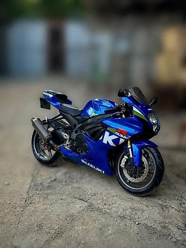 Мотоциклы: Спортбайк Suzuki, 750 куб. см, Бензин, Взрослый, Б/у — 3