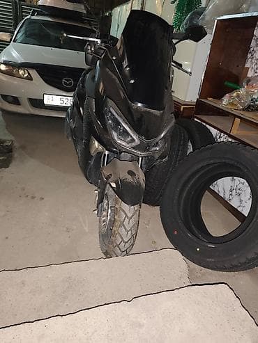 Макси-скутер 150 куб. см, Бензин, Б/у — 2