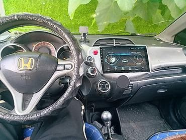 matiz 2012: Honda Fit: 2009 г., 1.5 л, Механика, Бензин, Хэтчбэк — 1