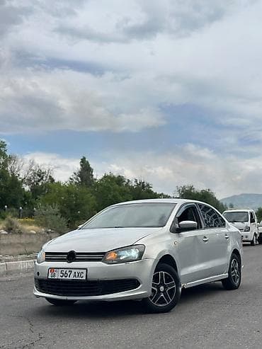 e2 byd: Volkswagen Polo: 2013 г., 1.6 л, Механика, Бензин, Седан — 1