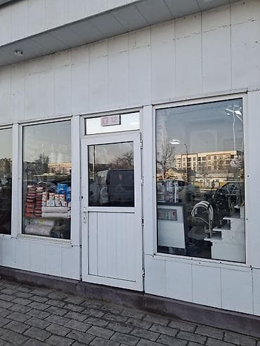 сдаю помещение для магазина: Аренда павильонов, 16 м², С ремонтом, Без оборудования, Электричество — 2