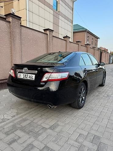 Продажа авто: Toyota Camry: 2011 г., 2.4 л, Автомат, Гибрид, Седан — 3