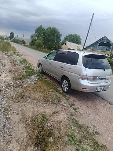 тайото авенс: Toyota Gaia: 2003 г., 2 л, Автомат, Бензин, Минивэн — 4
