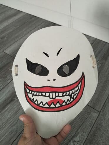 костюм деда мороза цена: Маска с изображением монстра, выполненная в белом цвете с яркими — 1