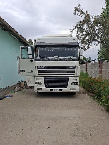 коробка портер 1: Тягач, DAF, 2024 г., Тентованный — 1