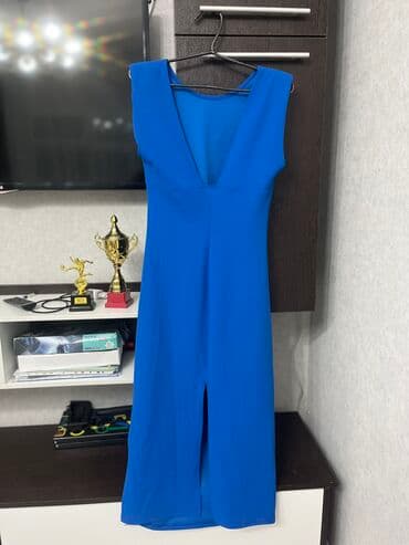 Вечерние платья