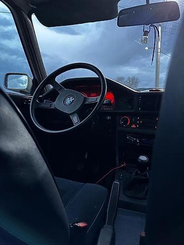 bmw e60: BMW 5 series: 1984 г., 1.8 л, Ручные, Бензин, Седан — 4