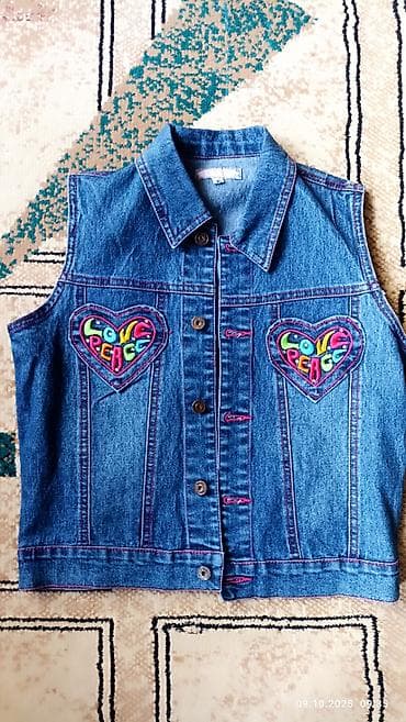 Коляскалар: Продаю жилетка джинсовая для девочки на 8-10 лет. цена 400 сом — 1