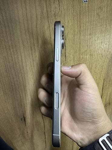 айифон: IPhone 16 Pro Max, 256 ГБ, White Titanium, Чехол, 90 % — 5