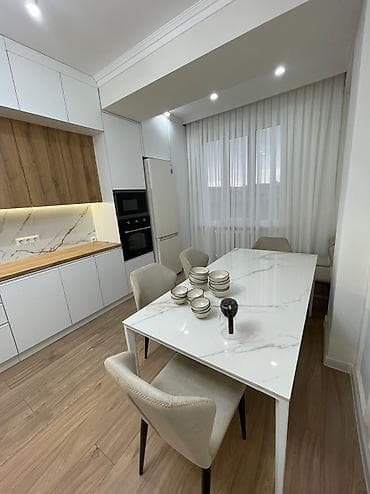 Батирлер: 3 бөлмө, Менчик ээси, Чогуу жашоосу жок, Толугу менен эмереги бар — 7