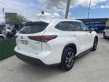 Toyota: Toyota Highlander: 2020 г., 2.5 л, Гибрид — 2