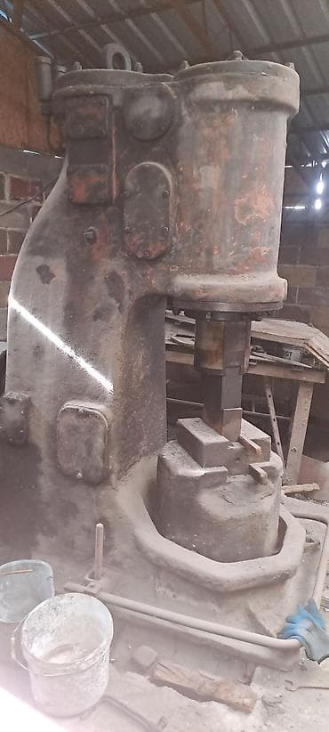 птица фабрика: Продаются кузнечные молота, 150-й и 75-й. Оба в хорошем состоянии — 7