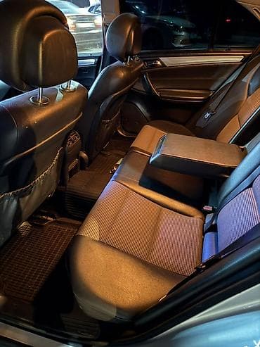 daewoo k2: Mercedes-Benz C-Class: 2005 г., Седан — 3