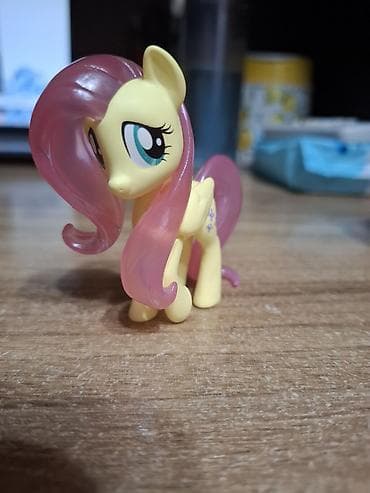 куклы bratz: Фигурка пони Fluttershy (My Little Pony) - Коллекционная мини-фигурка — 1
