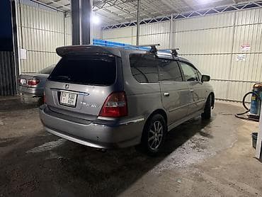 дом передвижной: Honda Odyssey: 2000 г., 0.3 л, Автомат, Бензин, Минивэн — 3