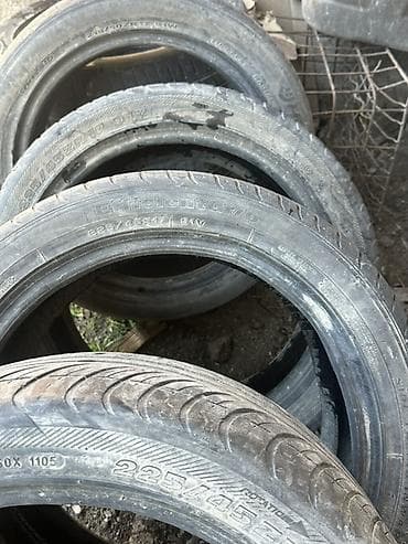 mekab r16: Шины легковые (летние), разные размеры. На фото видно маркировку: - — 5