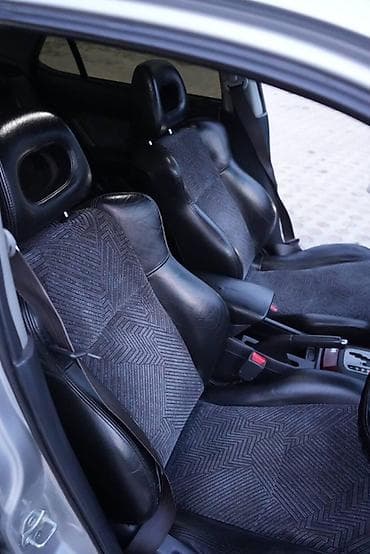 фит рул: Honda Accord: 1999 г., Седан — 5