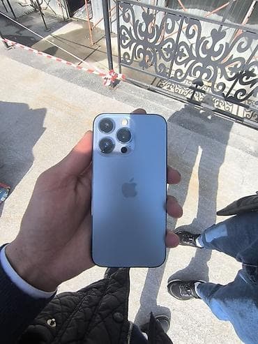 чехол на iphone 13: IPhone 13 Pro, Б/у, 256 ГБ, Sierra Blue, Чехол, 77 % — 1