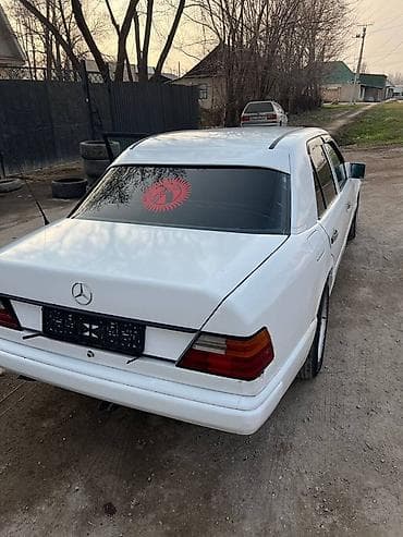 выхлоп е55: Mercedes-Benz W124: 1986 г., 2.6 л, Ручные, Бензин, Седан — 3