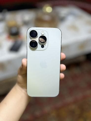 айфоны в цуме: IPhone 15 Pro, Б/у, 256 ГБ, Natural Titanium, Чехол, 83 % — 1