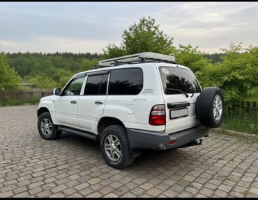 Toyota Land Cruiser: 2003 г., 4.5 л, Механика, Бензин, Внедорожник