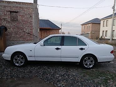 Mercedes-Benz E-Class: 1996 г., Механика, Бензин, Седан — 3