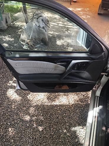 сиденье 210: Комплект сидений, Кожа, Mercedes-Benz Б/у — 6