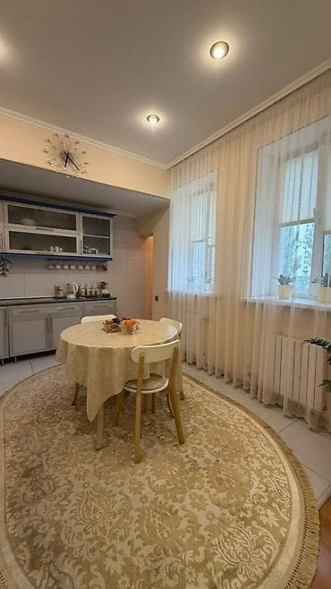 планировка дома: 3 комнаты, 145 м², 3 этаж, Евроремонт — 10