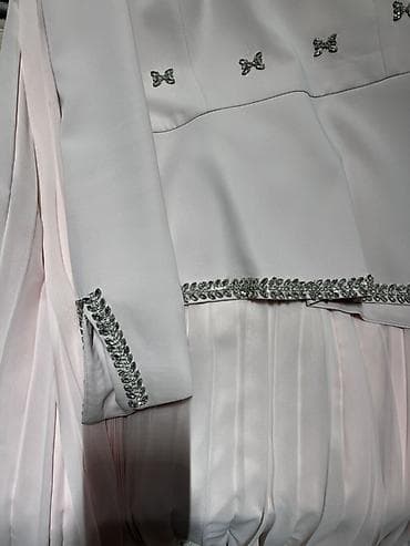 длинное: Нарядное платье-комплект нежно-розового цвета с декором стразами — 2