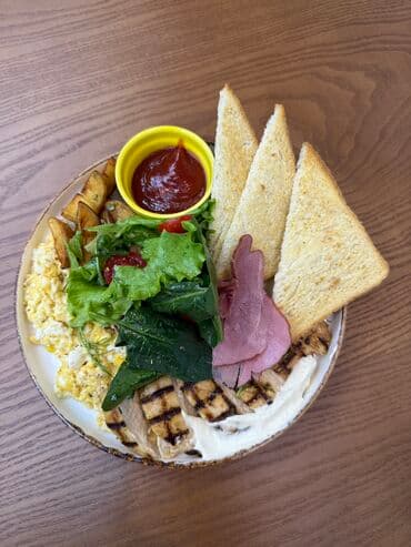 работа офицант: Требуются официанты — 1