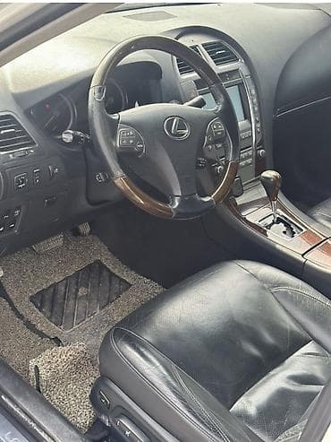 срочно продаю лексус: Lexus ES: 2010 г., 3.5 л, Автомат, Бензин, Седан — 2