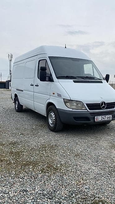 sprinter 2 7: Легкий грузовик, Mercedes-Benz — 6