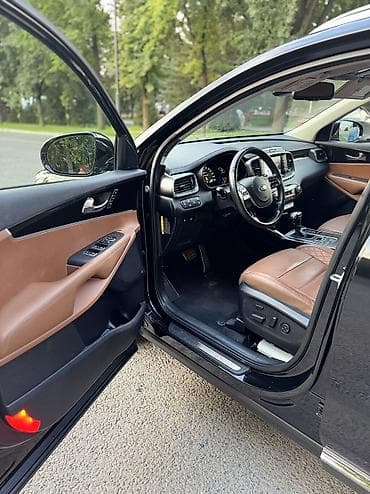 360: Kia Sorento: 2018 г., 2.2 л, Автомат — 8