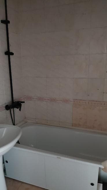 1 комн квартир: 3 комнаты, 71 м², 105 серия, 1 этаж, Требуется ремонт — 9