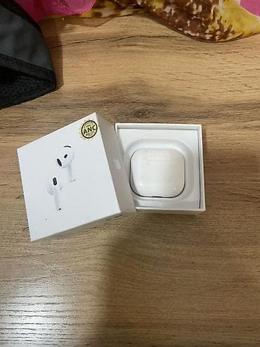 левый наушник airpods 4: Беспроводные вкладыши наушники, Apple, AirPods 4, Б/у — 6