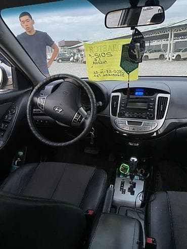 Hyundai Avante: 2012 г., 1.6 л, Газ, Седан — 8