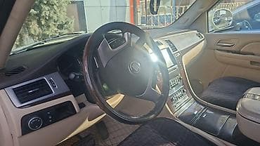 b class: Cadillac Escalade: 2007 г., 6.2 л, Автомат, Бензин, Внедорожник — 5