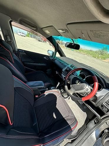 манитор фит: Honda Fit: 2003 г., 1.5 л, Вариатор, Бензин, Хэтчбэк — 9
