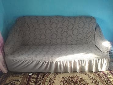 с мебелью: Прямой диван — 1