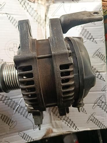 Генератор Toyota Б/у, Оригинал, Япония