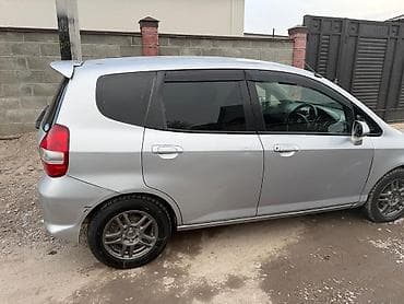 fit 2008: Honda Fit: 2001 г., Автомат, Бензин, Хэтчбэк — 4