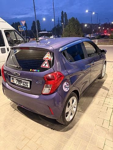 шевроле трекер: Chevrolet Spark: 2015 г., 1 л, Автомат, Бензин, Хэтчбэк — 3